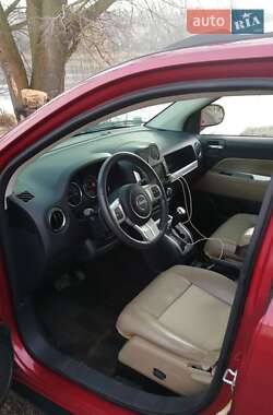 Внедорожник / Кроссовер Jeep Compass 2016 в 