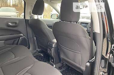Внедорожник / Кроссовер Jeep Compass 2020 в 