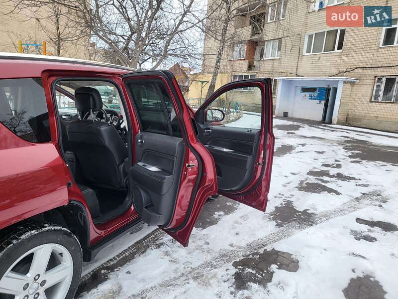 Внедорожник / Кроссовер Jeep Compass 2014 в Виннице
