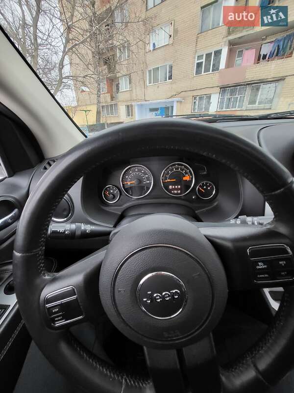 Внедорожник / Кроссовер Jeep Compass 2014 в Виннице