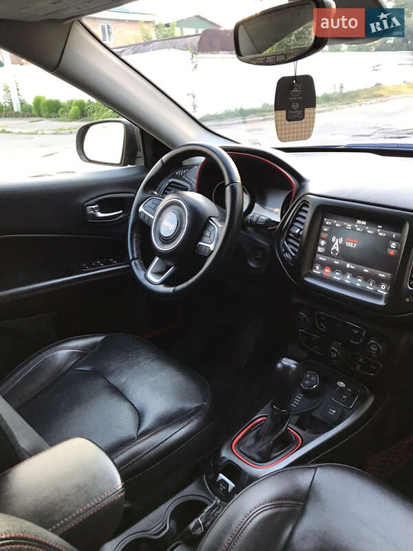 Внедорожник / Кроссовер Jeep Compass 2017 в Ровно