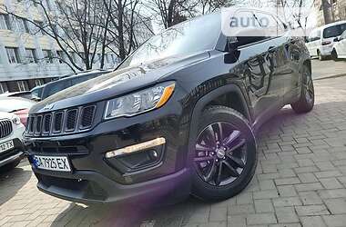 Позашляховик / Кросовер Jeep Compass 2018 в 