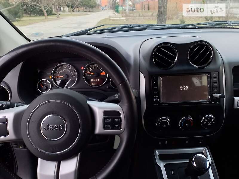 Позашляховик / Кросовер Jeep Compass 2015 в Львові