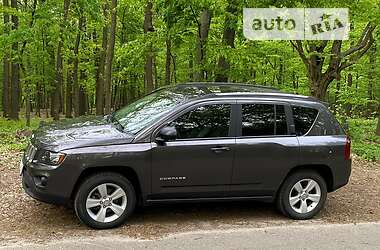 Внедорожник / Кроссовер Jeep Compass 2016 в Киеве