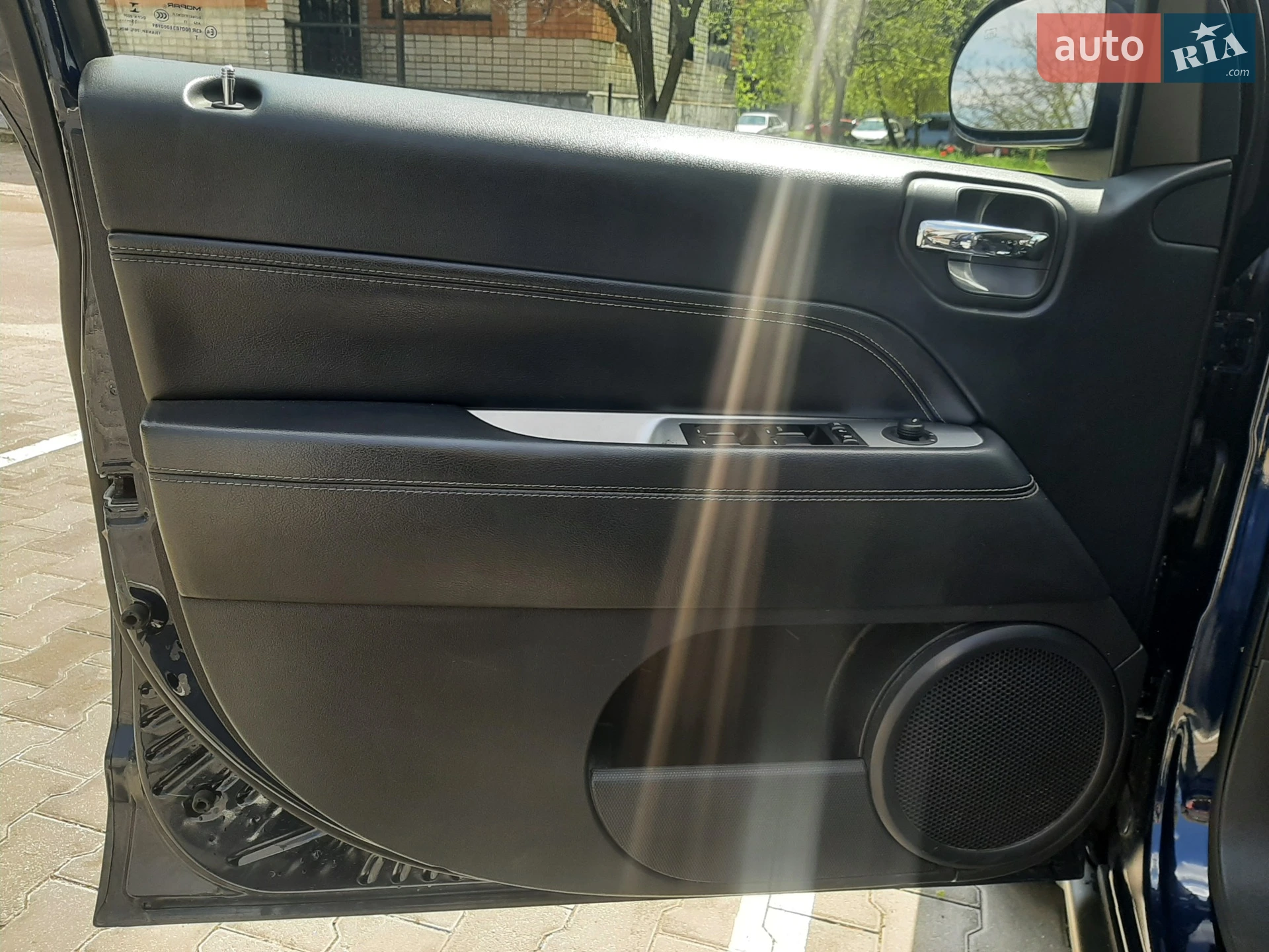 2015 Jeep Compass - мініатюра 21