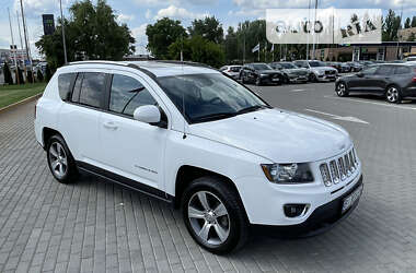 Внедорожник / Кроссовер Jeep Compass 2016 в 