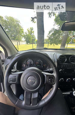 Внедорожник / Кроссовер Jeep Compass 2013 в Теплике