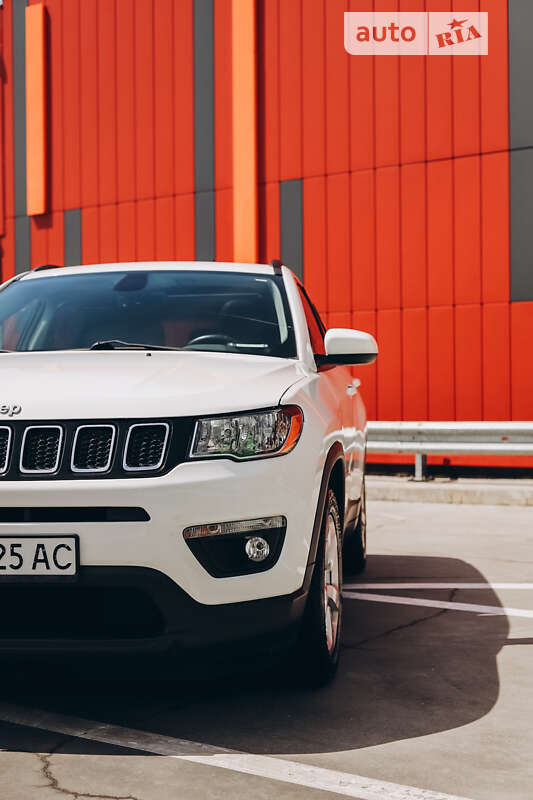 Позашляховик / Кросовер Jeep Compass 2017 в Києві фото 11 Позашляховик / Кросовер Jeep Compass 2017 в Києві