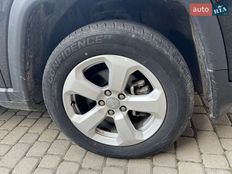 Позашляховик / Кросовер Jeep Compass 2017 в Львові фото 26 Позашляховик / Кросовер Jeep Compass 2017 в Львові