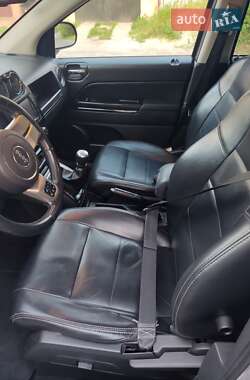 Позашляховик / Кросовер Jeep Compass 2011 в Смілі