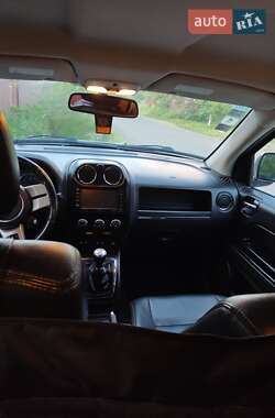 Позашляховик / Кросовер Jeep Compass 2011 в Смілі