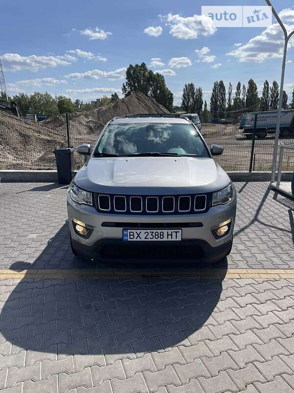 Внедорожник / Кроссовер Jeep Compass 2018 в Киеве