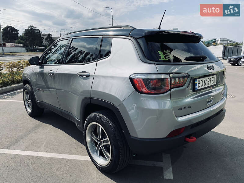 Внедорожник / Кроссовер Jeep Compass 2018 в Киеве