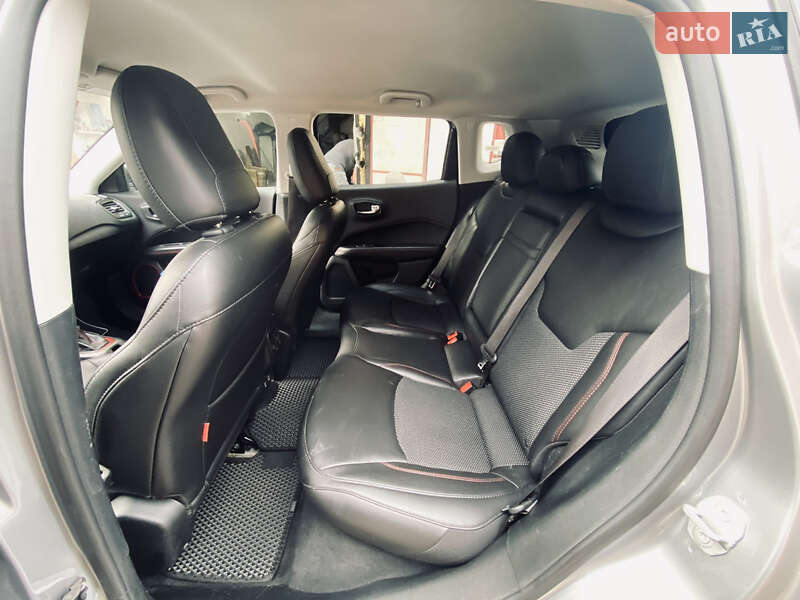 Внедорожник / Кроссовер Jeep Compass 2018 в Киеве