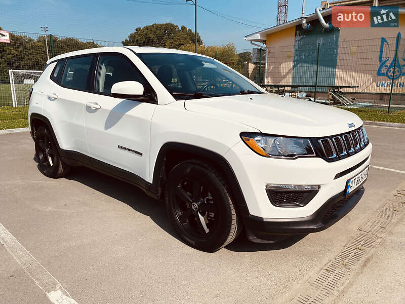 Внедорожник / Кроссовер Jeep Compass 2017 в Ивано-Франковске фото 3 Внедорожник / Кроссовер Jeep Compass 2017 в Ивано-Франковске