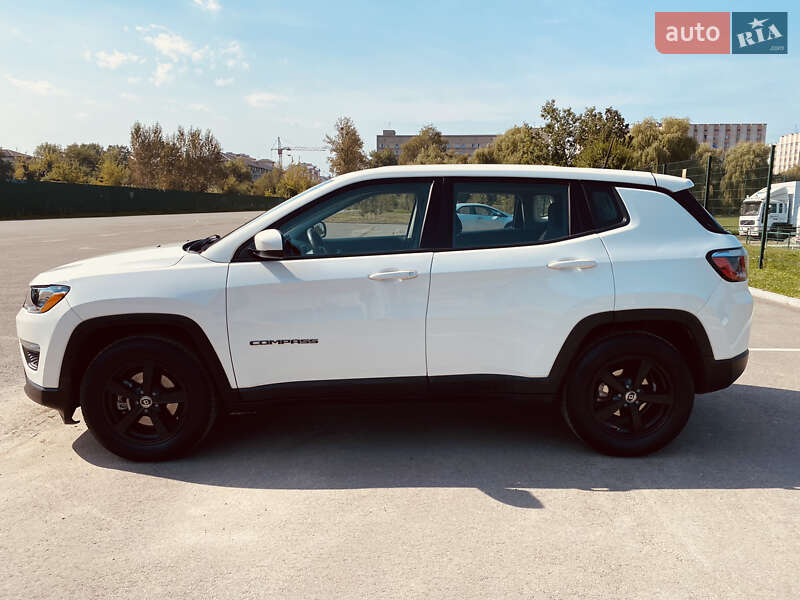 Внедорожник / Кроссовер Jeep Compass 2017 в Ивано-Франковске фото 6 Внедорожник / Кроссовер Jeep Compass 2017 в Ивано-Франковске