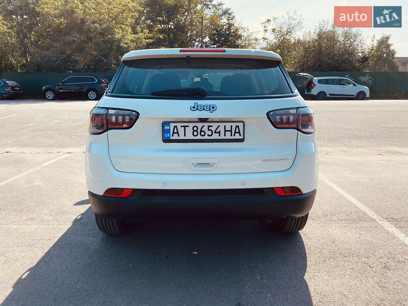 Внедорожник / Кроссовер Jeep Compass 2017 в Ивано-Франковске фото 8 Внедорожник / Кроссовер Jeep Compass 2017 в Ивано-Франковске