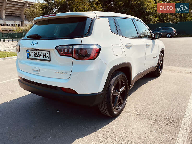 Внедорожник / Кроссовер Jeep Compass 2017 в Ивано-Франковске фото 9 Внедорожник / Кроссовер Jeep Compass 2017 в Ивано-Франковске