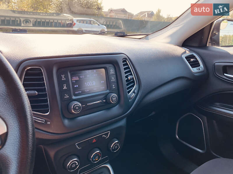 Внедорожник / Кроссовер Jeep Compass 2017 в Ивано-Франковске фото 14 Внедорожник / Кроссовер Jeep Compass 2017 в Ивано-Франковске