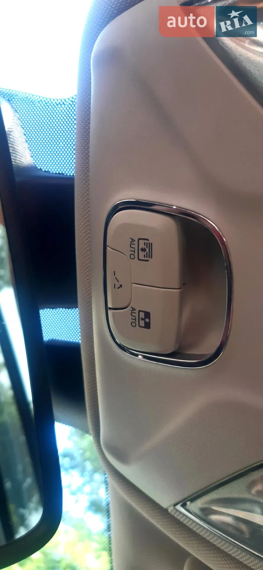 2017 Jeep Compass - мініатюра 16