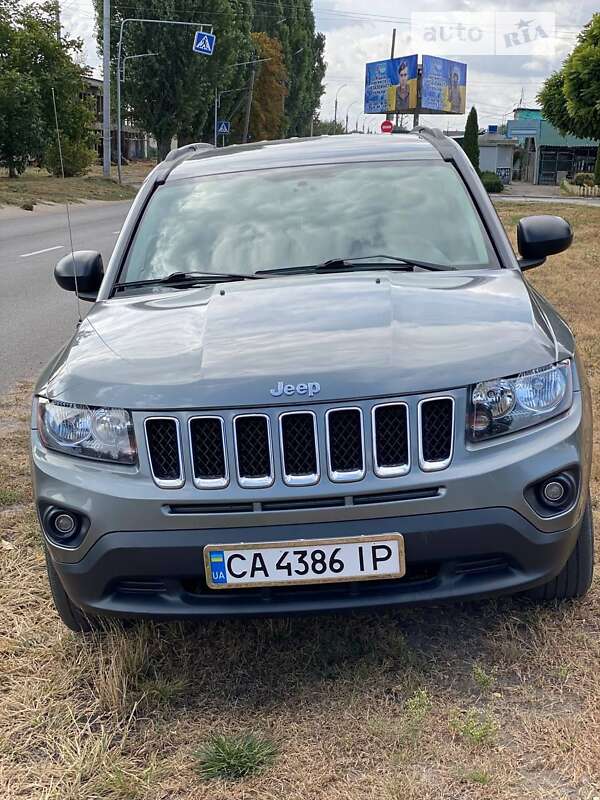 Внедорожник / Кроссовер Jeep Compass 2013 в Черкассах