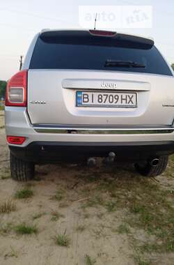 Внедорожник / Кроссовер Jeep Compass 2011 в 