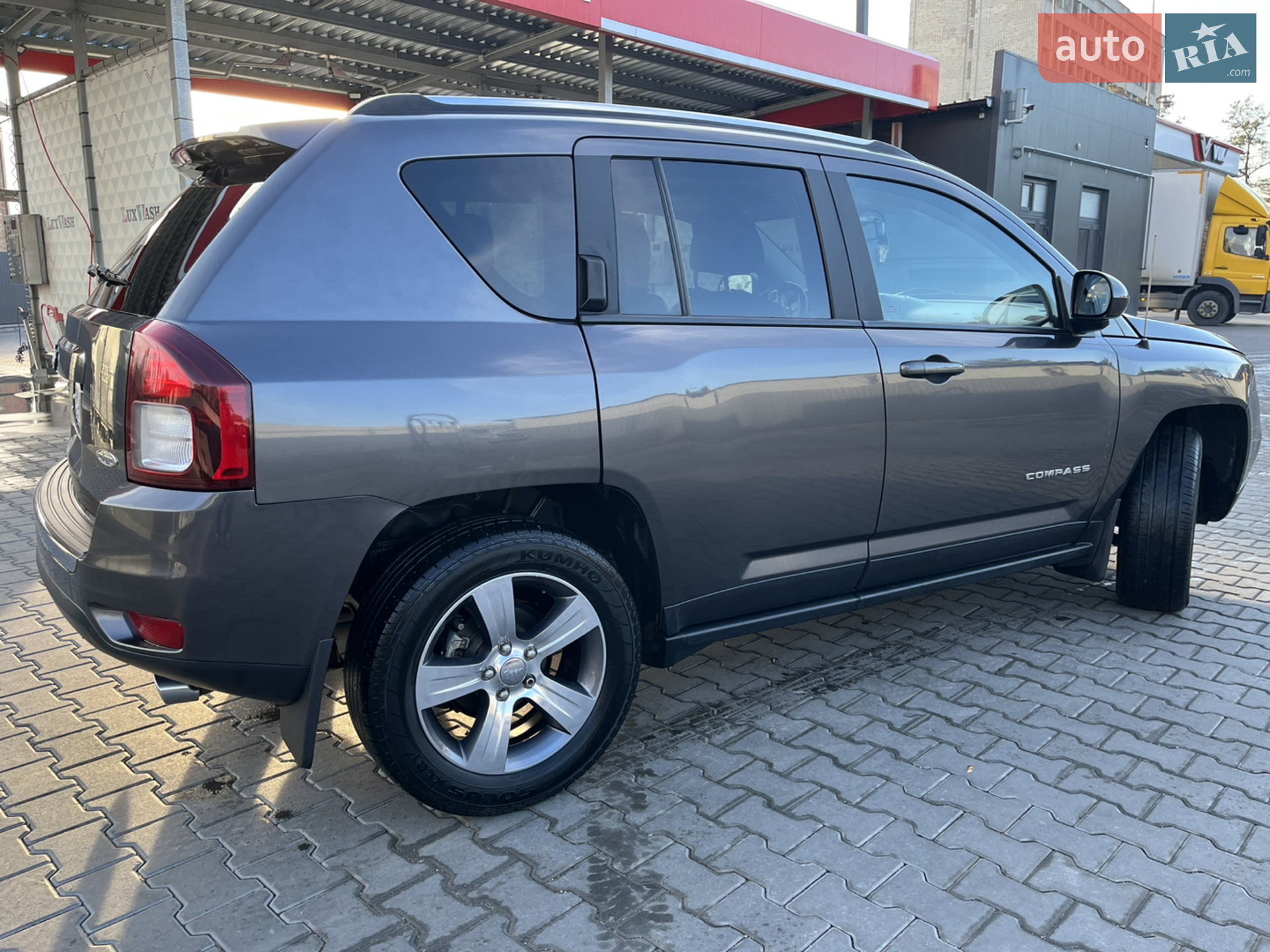 2017 Jeep Compass - мініатюра 11