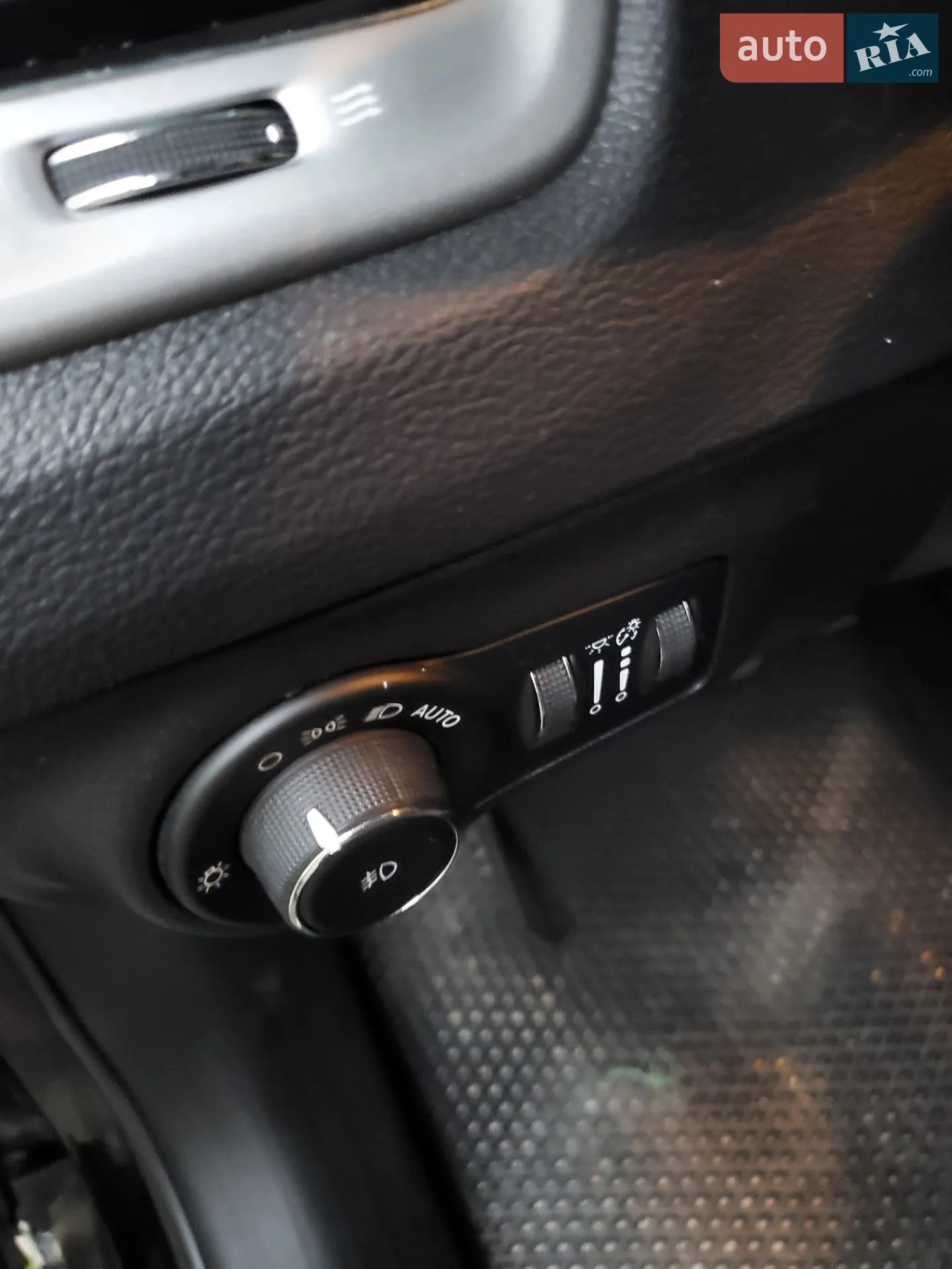 2020 Jeep Compass - мініатюра 9