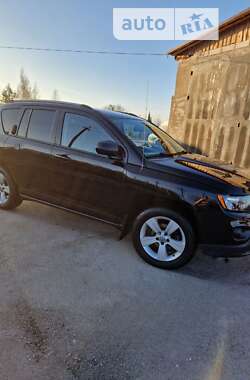 Внедорожник / Кроссовер Jeep Compass 2016 в Звягеле