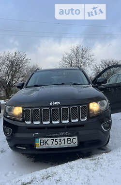Внедорожник / Кроссовер Jeep Compass 2013 в Нововолынске