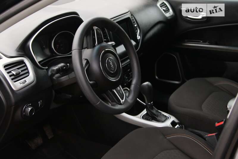 Внедорожник / Кроссовер Jeep Compass 2019 в Львове