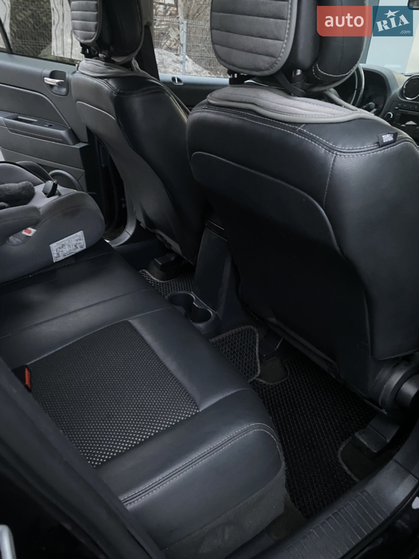 2016 Jeep Compass - мініатюра 13