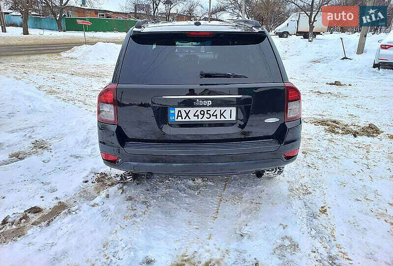 Внедорожник / Кроссовер Jeep Compass 2016 в Киеве