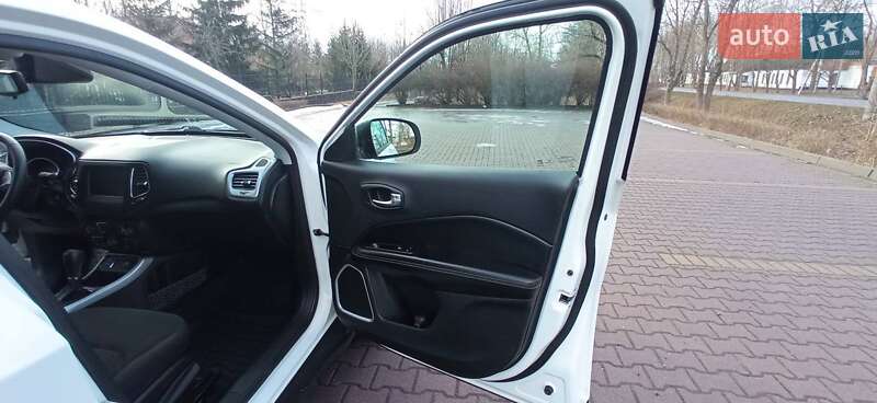 Внедорожник / Кроссовер Jeep Compass 2019 в Миргороде