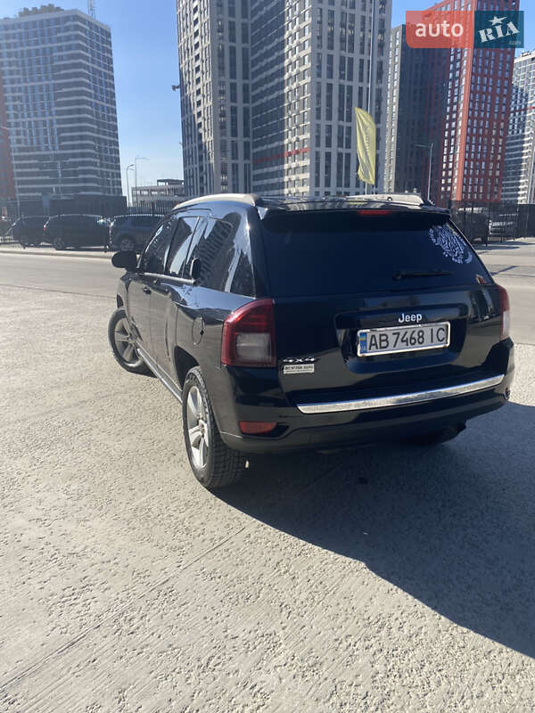 Внедорожник / Кроссовер Jeep Compass 2013 в Хмельнике