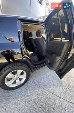 Внедорожник / Кроссовер Jeep Compass 2013 в Хмельнике