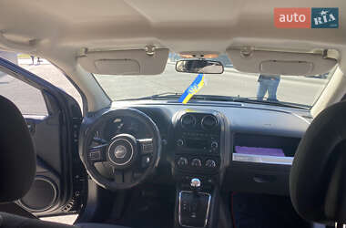 Внедорожник / Кроссовер Jeep Compass 2013 в Хмельнике