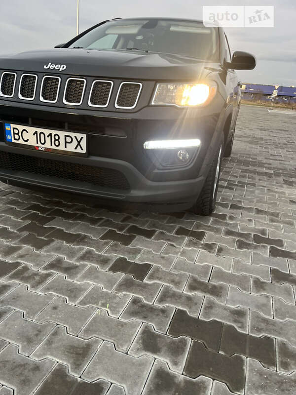 Внедорожник / Кроссовер Jeep Compass 2019 в Стрые
