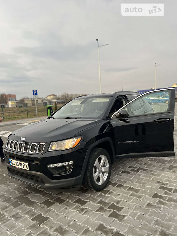 Внедорожник / Кроссовер Jeep Compass 2019 в Стрые