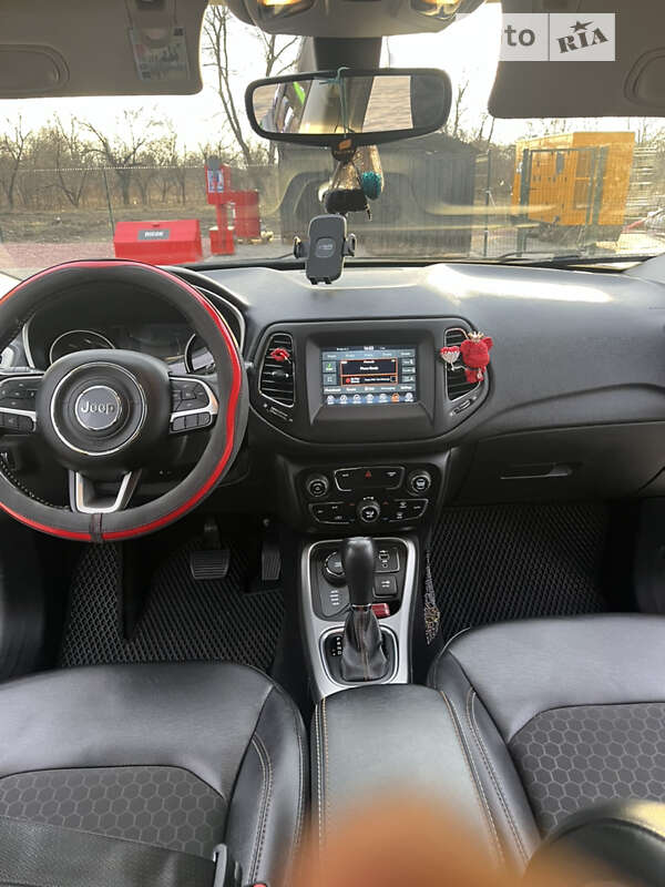 Внедорожник / Кроссовер Jeep Compass 2019 в Стрые