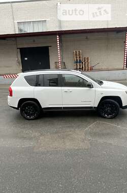 Внедорожник / Кроссовер Jeep Compass 2012 в Киеве