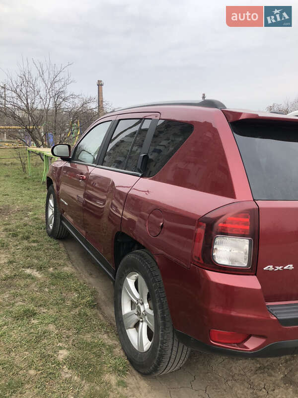 Внедорожник / Кроссовер Jeep Compass 2016 в Первомайске фото 6 Внедорожник / Кроссовер Jeep Compass 2016 в Первомайске