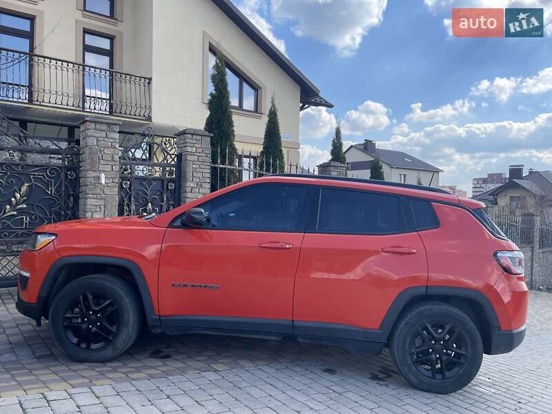 Внедорожник / Кроссовер Jeep Compass 2018 в Хмельницком