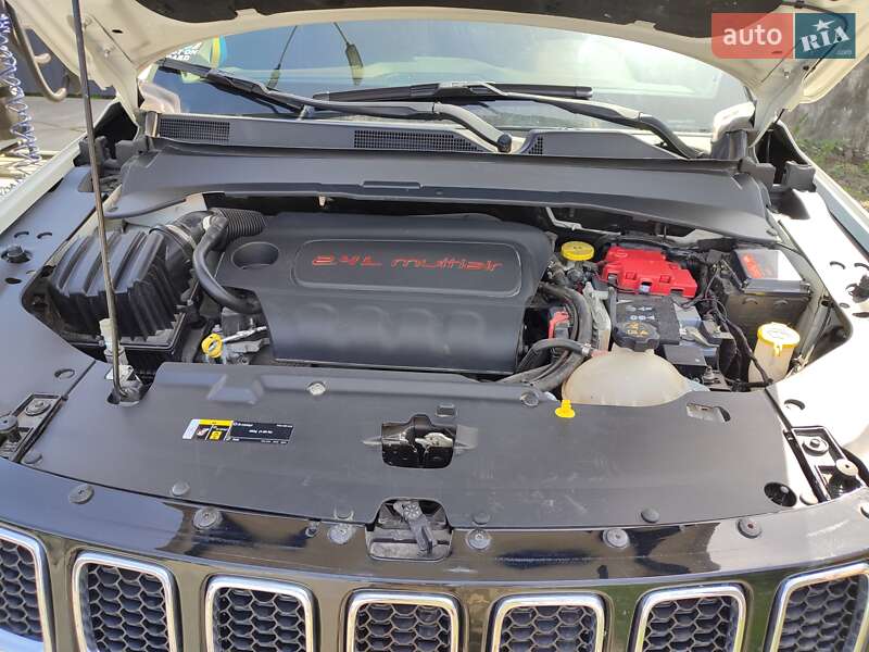 Внедорожник / Кроссовер Jeep Compass 2019 в Миргороде