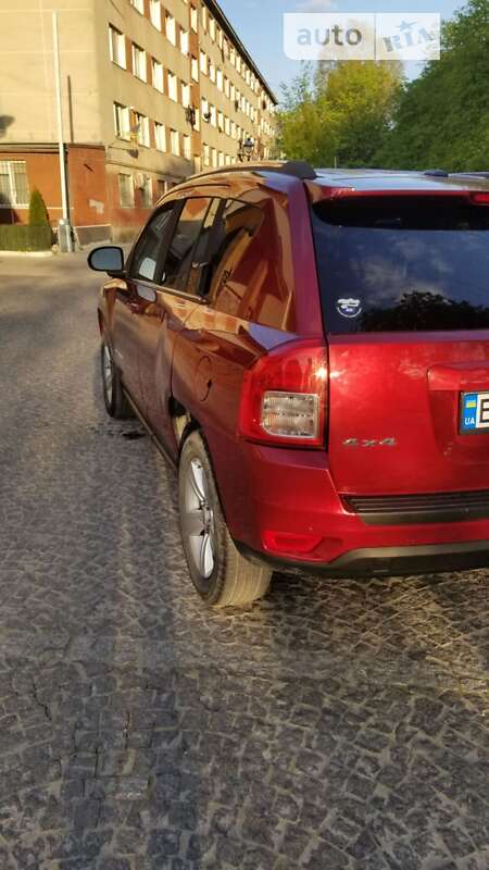 Внедорожник / Кроссовер Jeep Compass 2011 в Тернополе