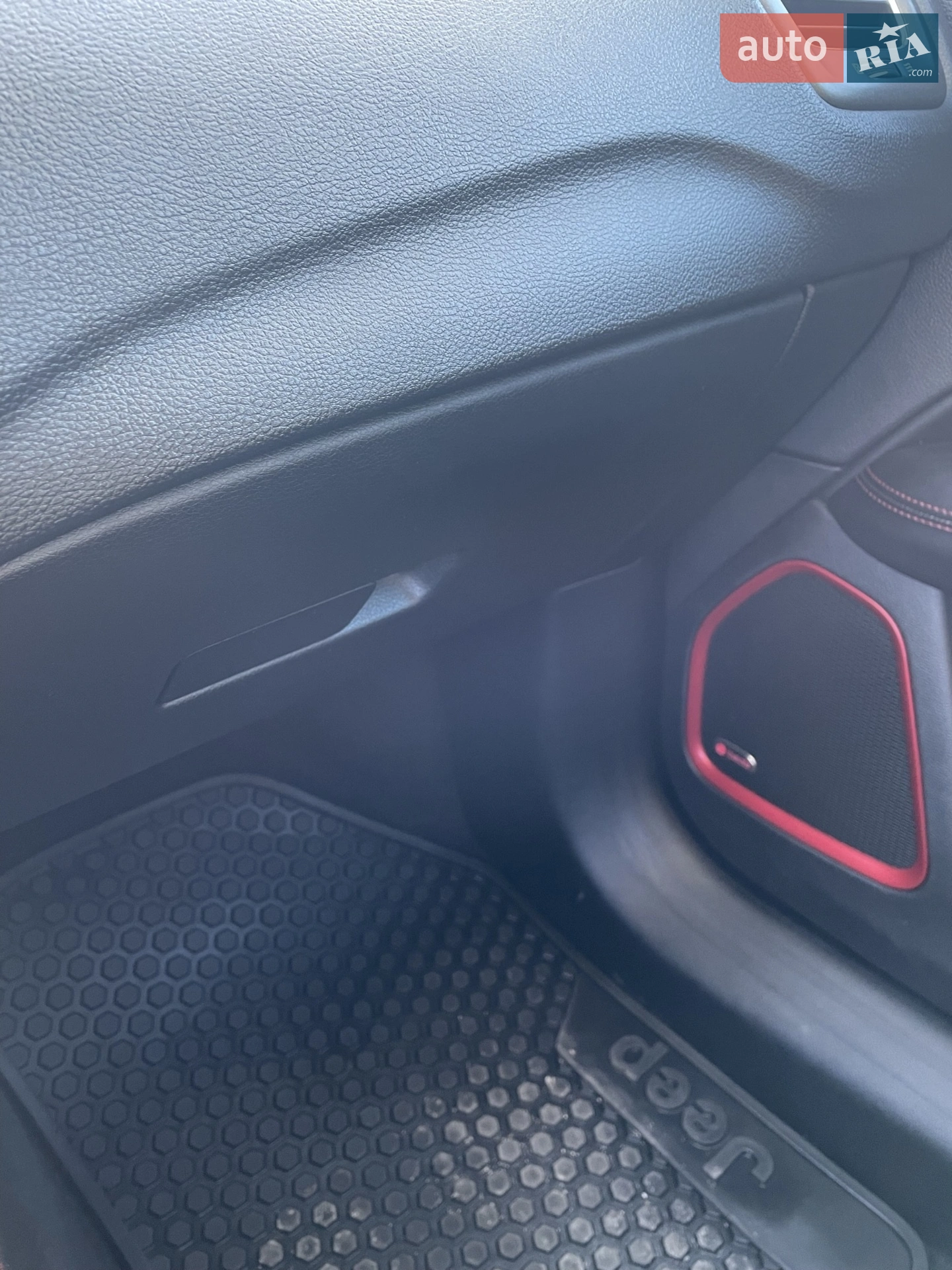 2019 Jeep Compass - мініатюра 11