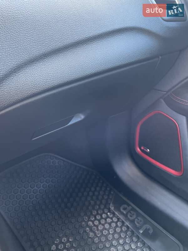 Внедорожник / Кроссовер Jeep Compass 2019 в Запорожье