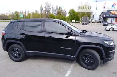 Позашляховик / Кросовер Jeep Compass 2017 в Києві