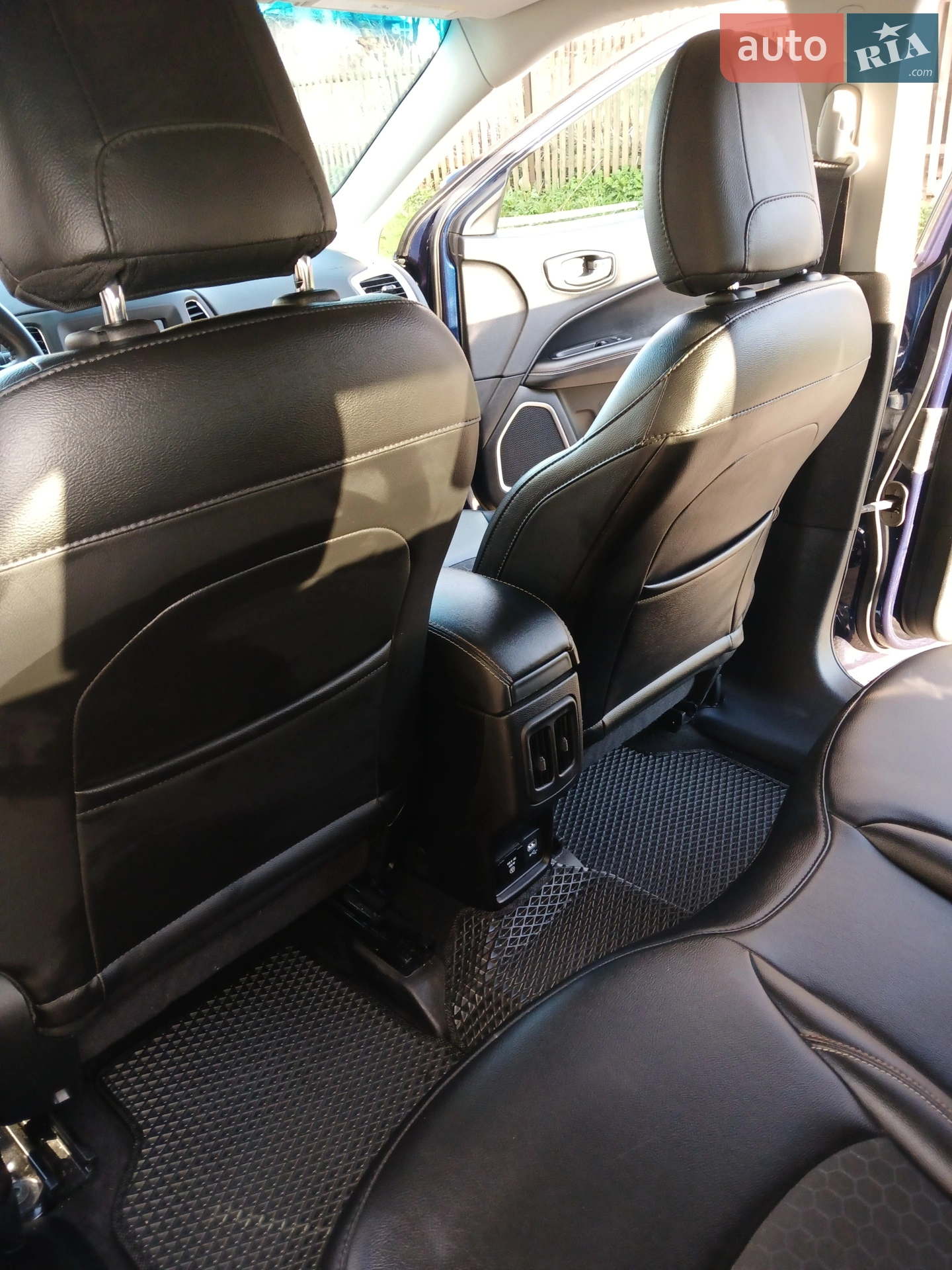 2019 Jeep Compass - мініатюра 17