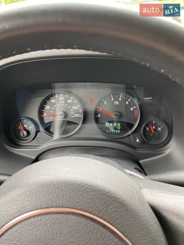 Внедорожник / Кроссовер Jeep Compass 2012 в Киеве